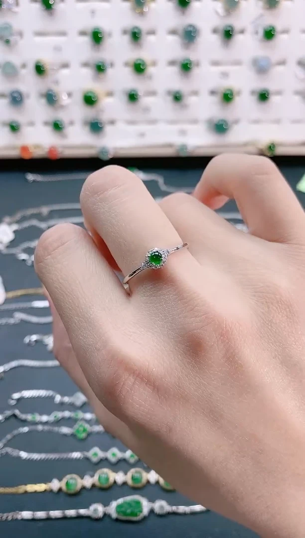 【闪购商品】翡翠戒指银S925镶嵌天然翡翠