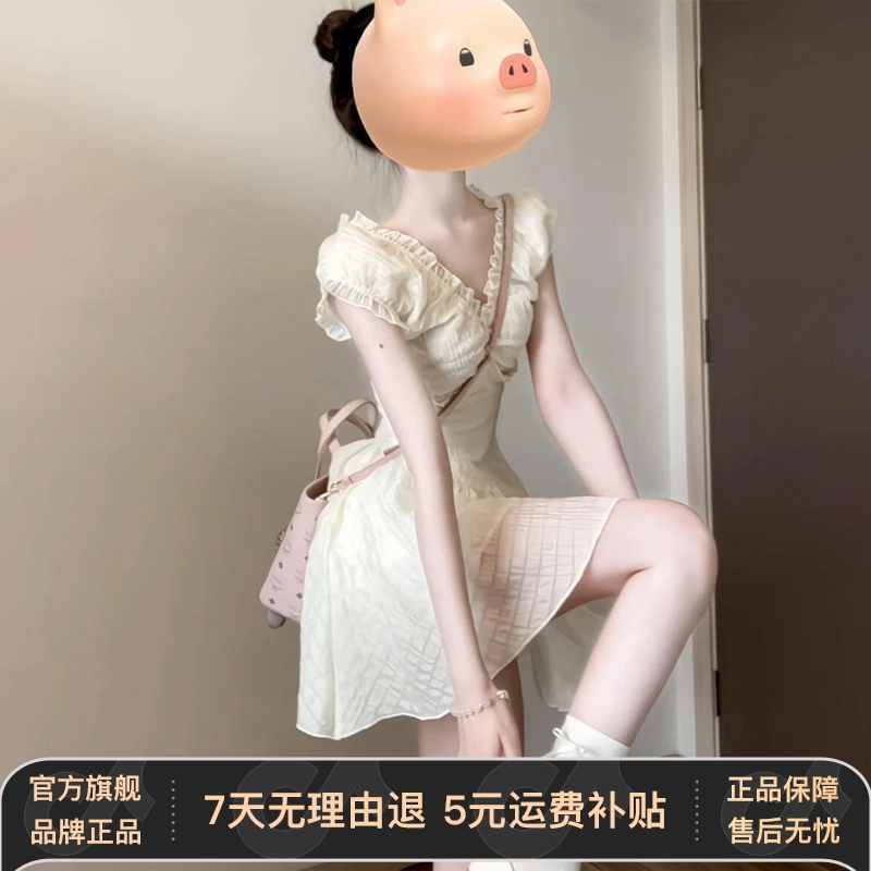 法式v领泡泡袖连衣裙子女2025新款夏季小个子收腰高级感公主短裙