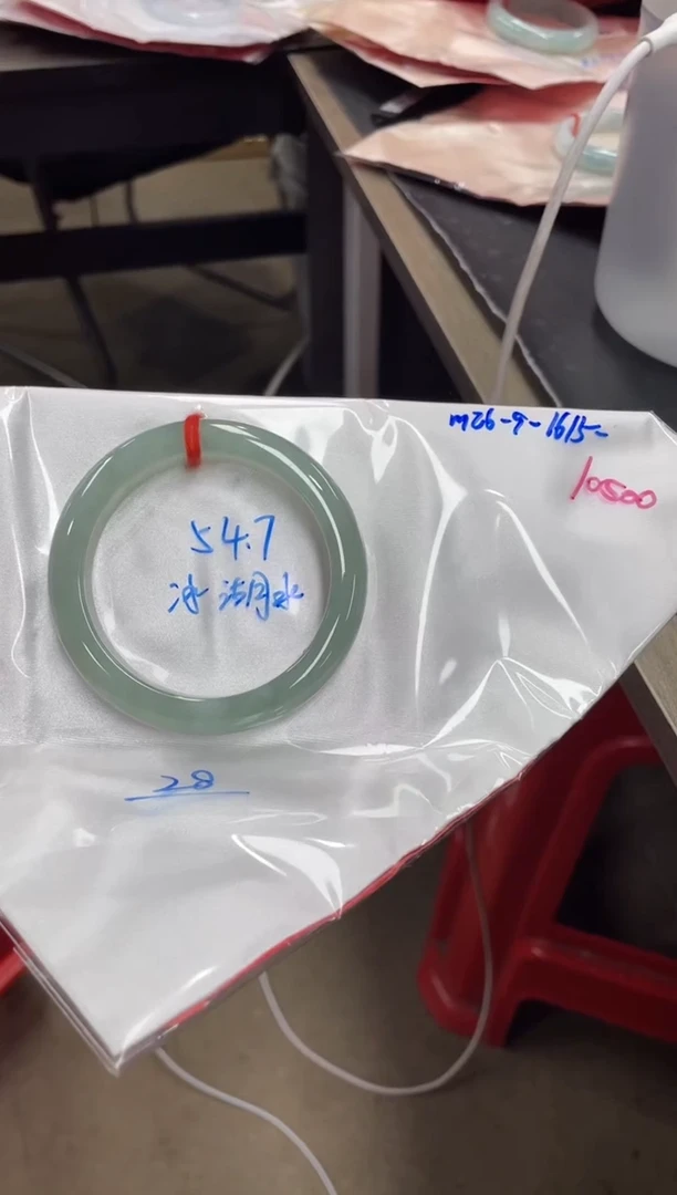 未镶嵌手镯翡翠翡翠手镯