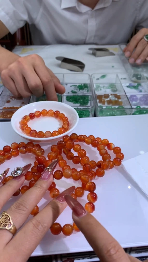 未镶嵌手链玛瑙/玉髓多样性发一件