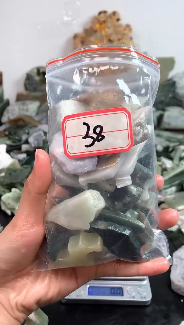 未镶嵌和田玉摆件38