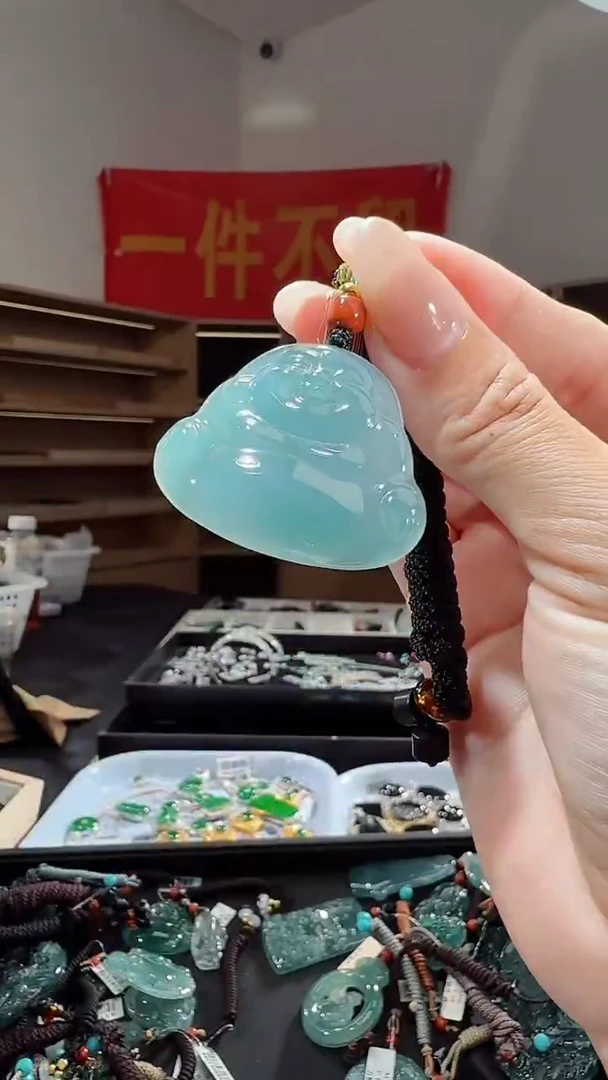 吊坠(不含链)未镶嵌翡翠佛公