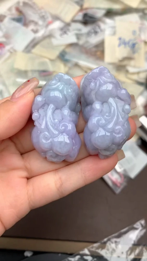 未镶嵌挂件翡翠一1对