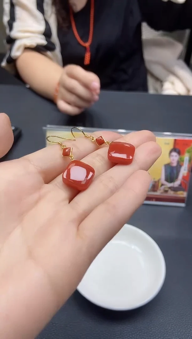 【闪购商品】南红玛瑙耳饰未镶嵌天然南红229