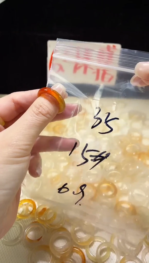 未镶嵌戒指玛瑙/玉髓35