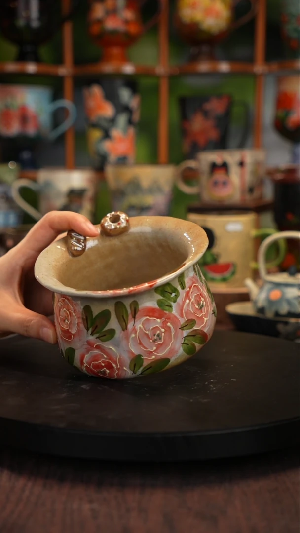 釉下手绘陶瓷碗1