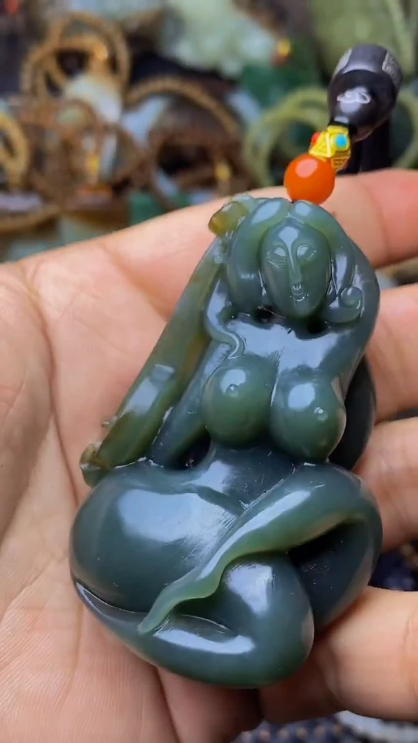 未镶嵌和田玉挂件1