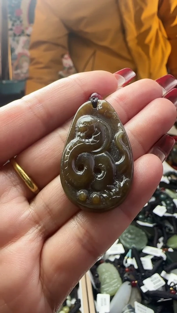 颈饰未镶嵌和田玉027