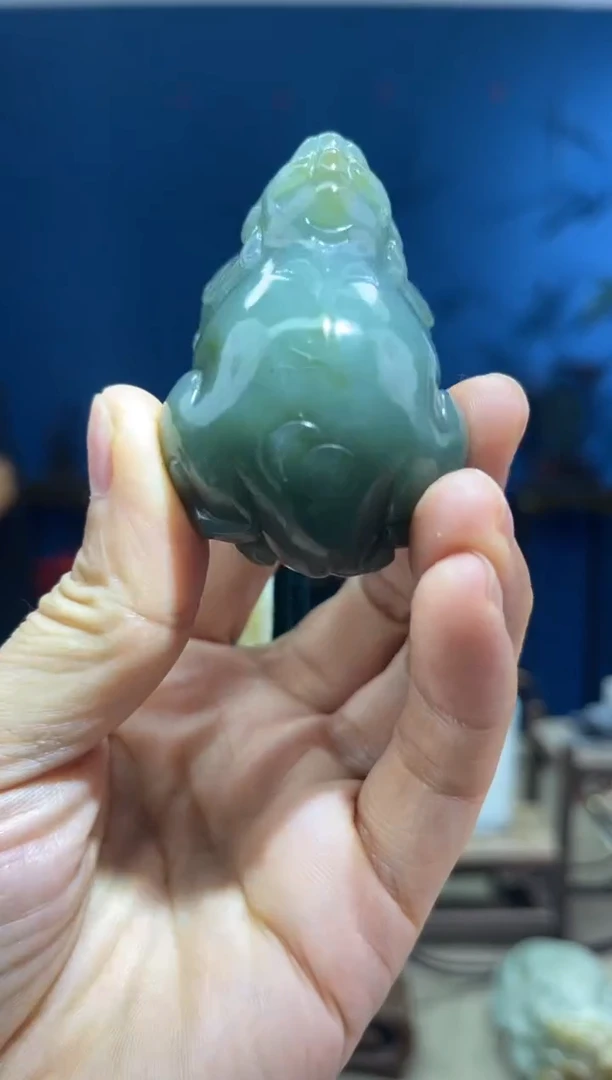 和田玉未镶嵌颈饰1