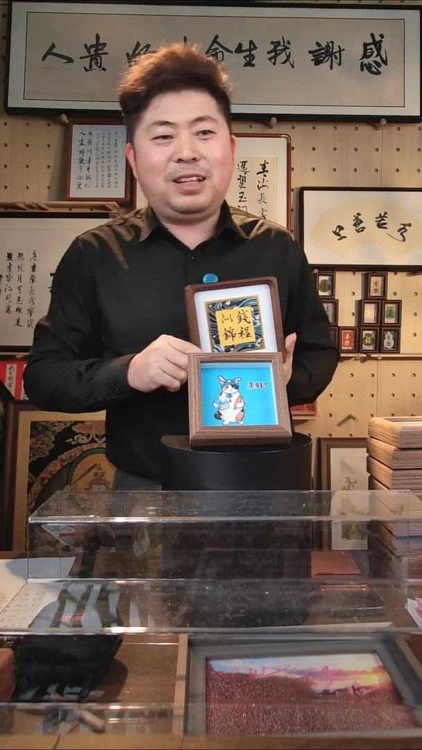 有机玻璃方4  小猫