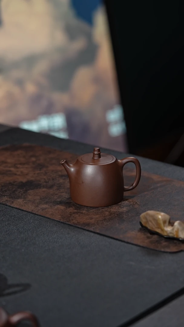 【闪购商品】紫砂茶壶汉铎 紫泥 唐欢制 180cc