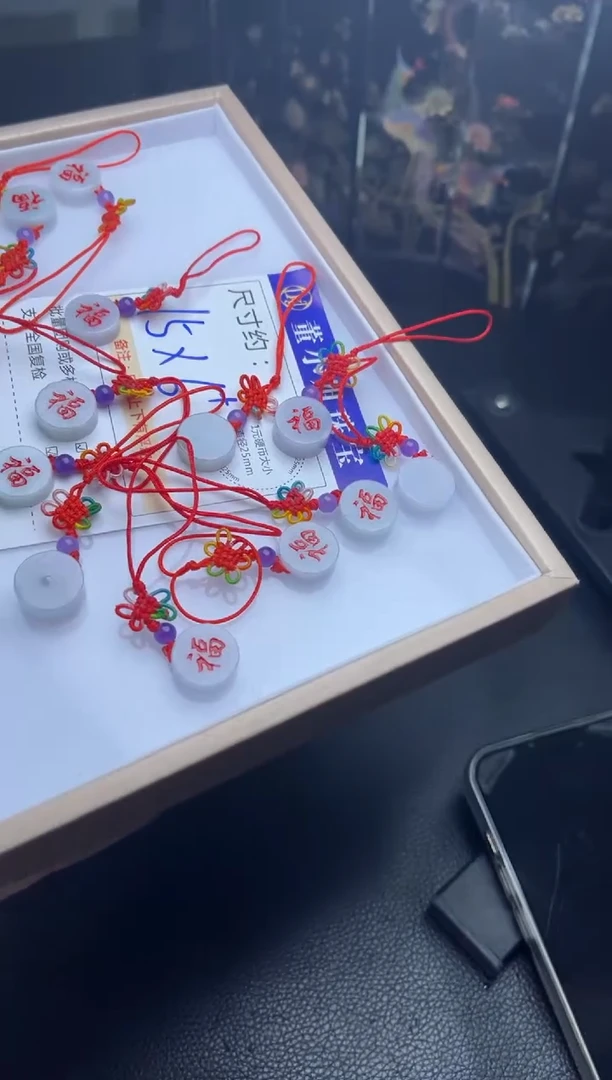 翡翠未镶嵌挂件K8多样性发一件/