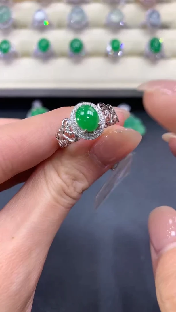 【闪购商品】翡翠戒指18K金镶嵌a23