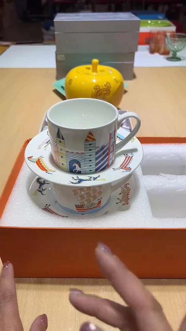 瓷片生活的本意是开心啊@@1