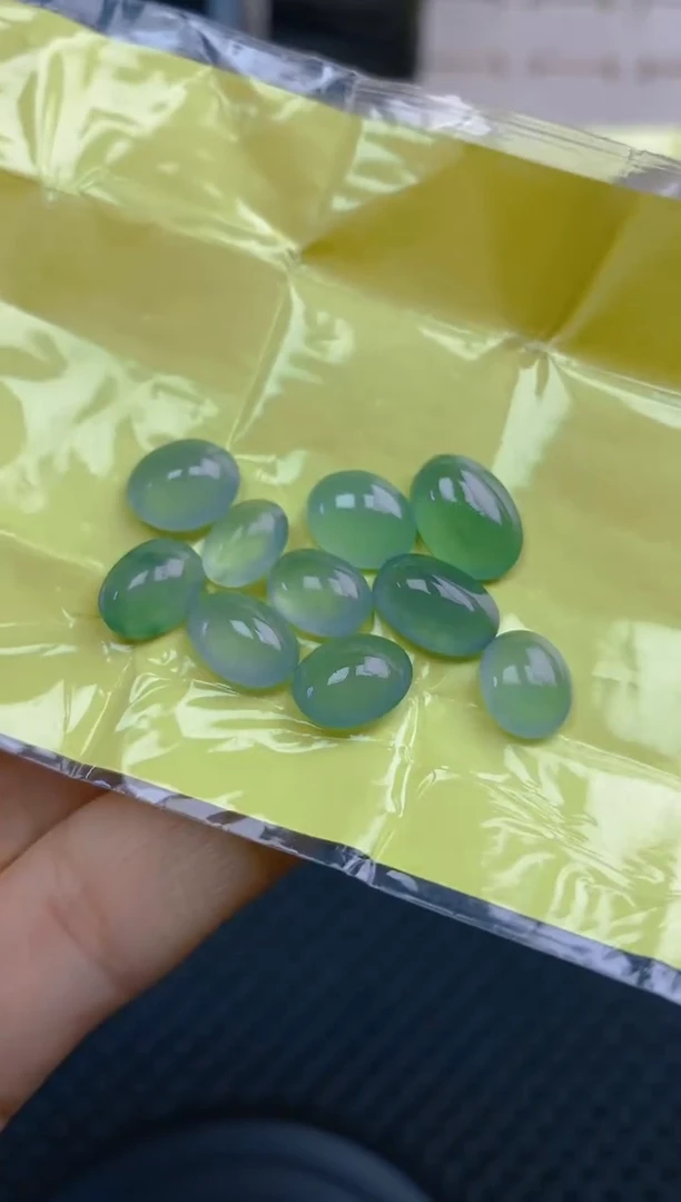 定制翡翠未镶嵌天然翡翠蛋面21