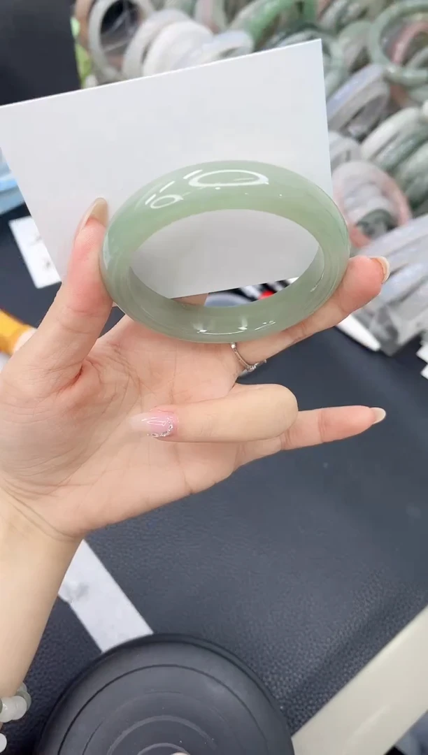 石英质玉手镯未镶嵌212-56.1