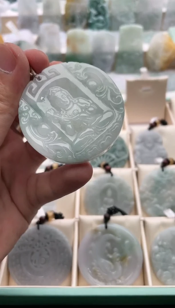 【闪购商品】翡翠颈饰未镶嵌..../2/20/ 154