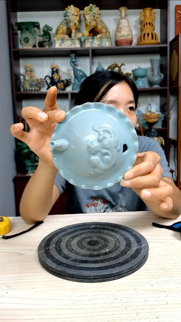 经典精美复古风格瓷器