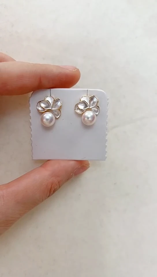 【闪购商品】淡水珍珠耳饰合金小月光