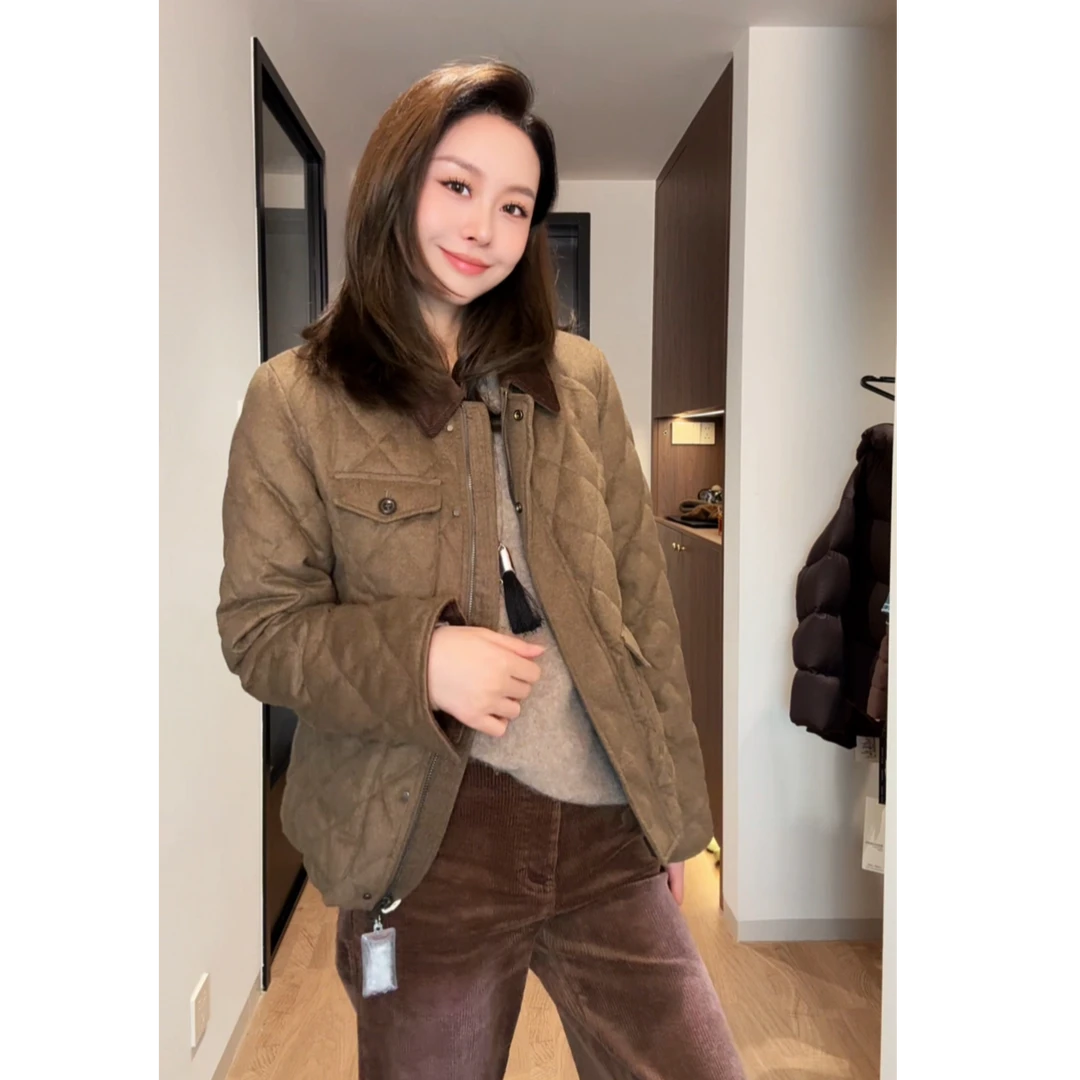 美拉德复古棕色菱格polo领外套女2025年冬季轻薄保暖百搭羽绒服