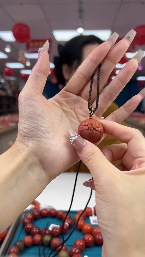 【闪购商品】南红玛瑙吊坠未镶嵌2.26-4-24（多样式）