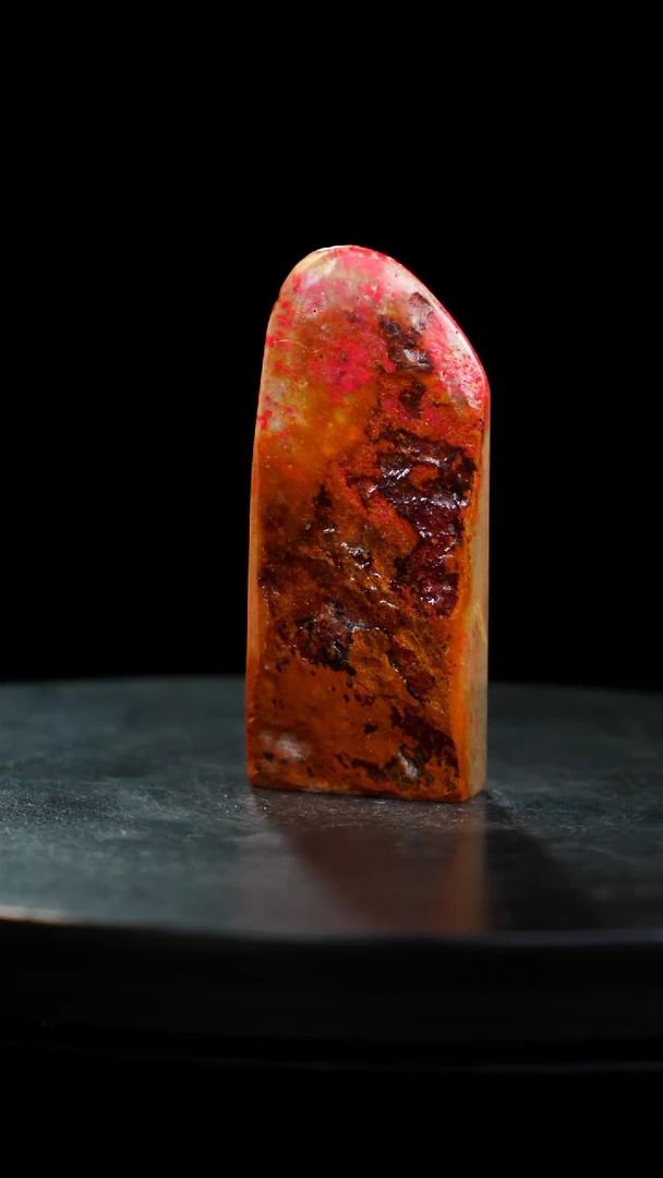 昌化石田黄鸡血石