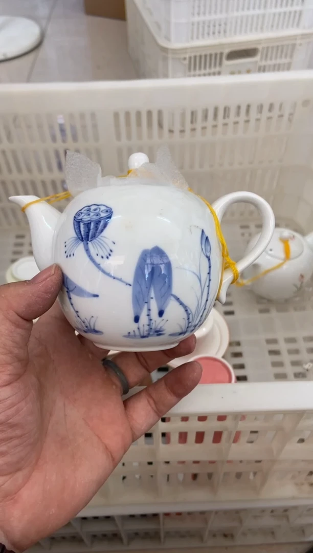 杯无运费险有瑕疵的摄影的产品有使用过的痕迹有点脏介意勿拍