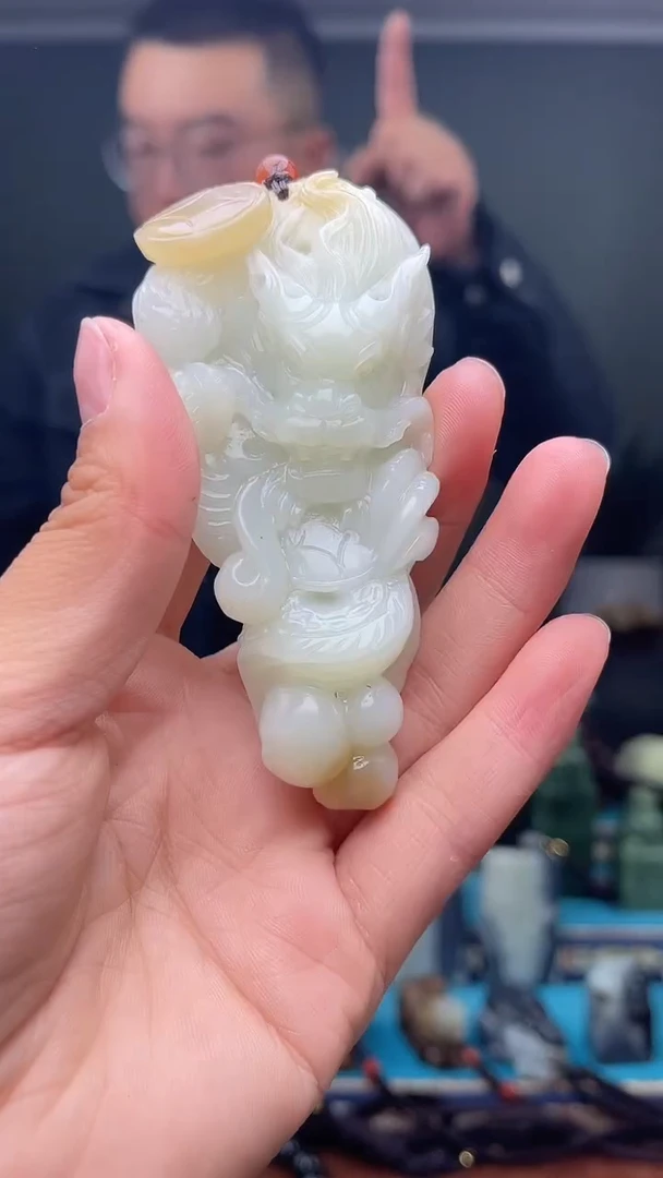 未镶嵌和田玉挂件1