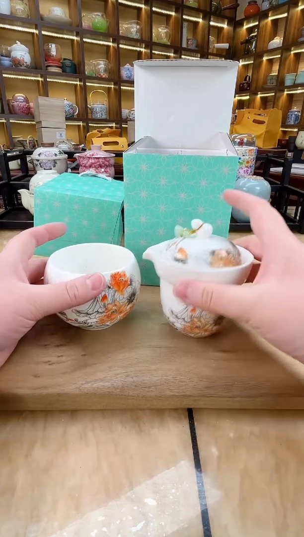 【闪购商品】瓷里陶里，水墨金莲