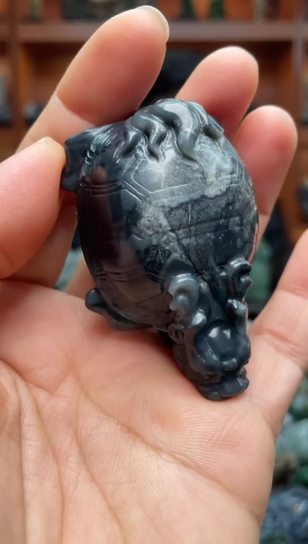 未镶嵌和田玉把件1