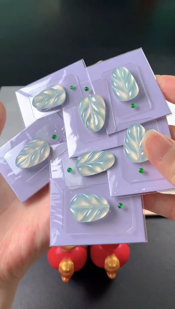 未镶嵌定制翡翠裸玉（客户意向镶嵌）多样性发一