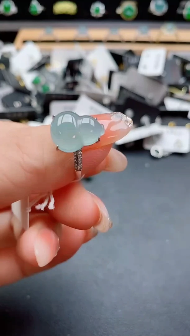 银S925镶嵌戒指翡翠1