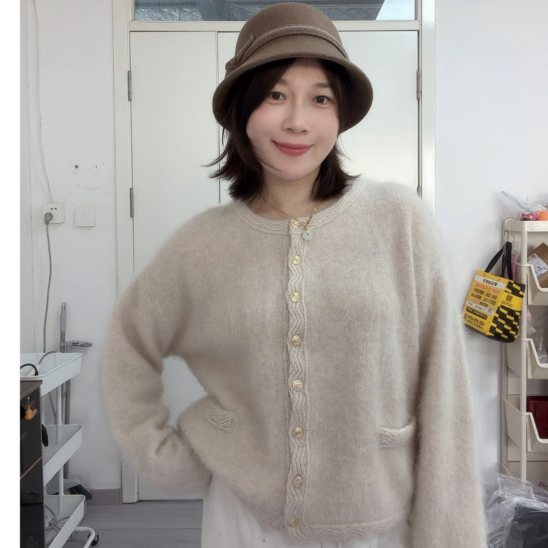 草莓香蕉【莓莓子力荐】小香风羊毛羊绒开衫