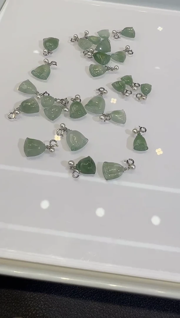 颈饰18K金镶嵌翡翠X1125-512-206多样性一件