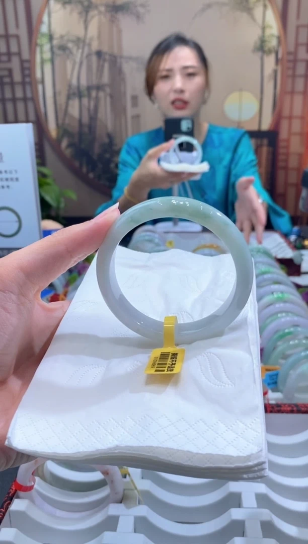 未镶嵌手镯翡翠000055529