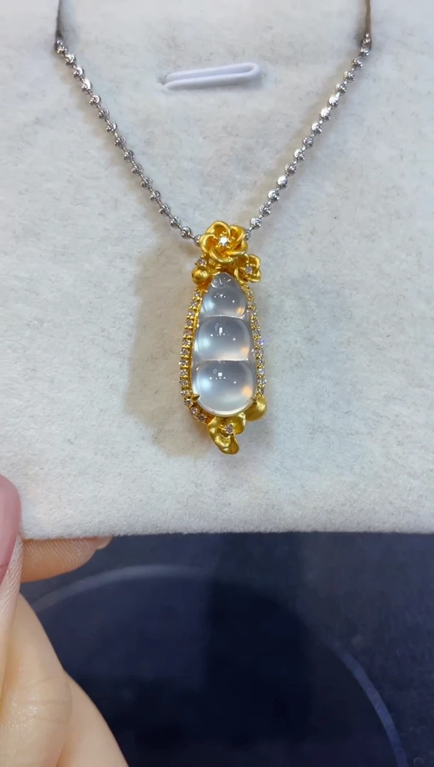 吊坠(不含链)18K金镶嵌翡翠团购50