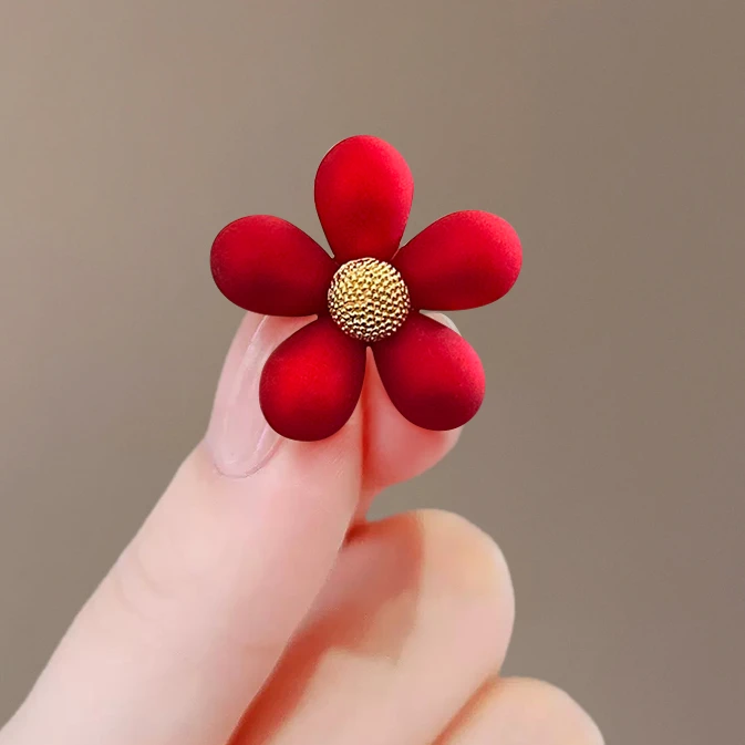合金胸针 喜庆小红花胸针女精致时尚红色花朵胸花新年结婚配饰
