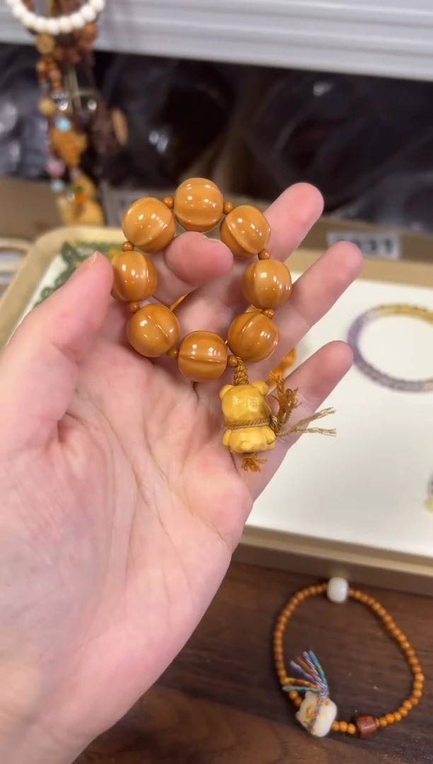 猴头核桃手串鲨鱼背猴头小熊手捻[0369]