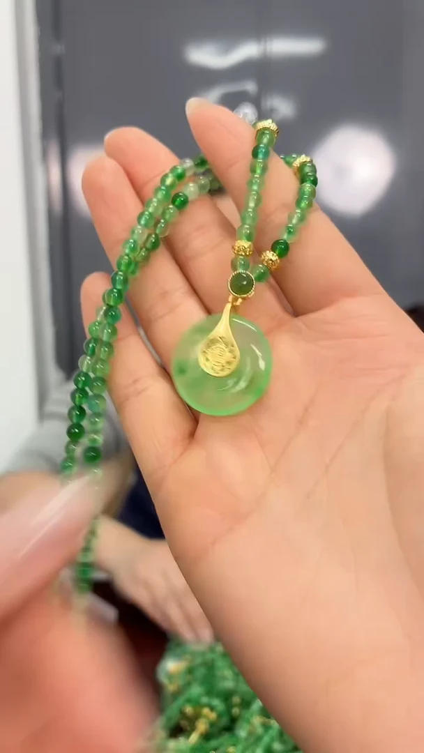 【慧慧甄选】高端轻奢手链多样性发货HF2734S