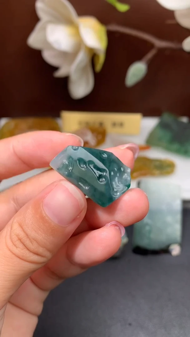 定制翡翠未镶嵌