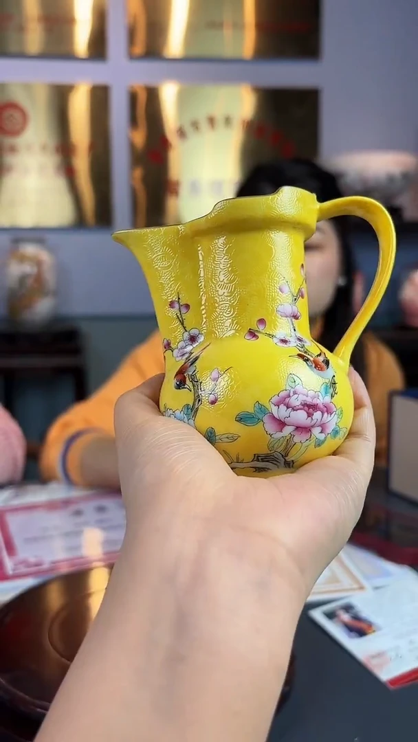 摆件瓷瓷博会—水点桃花胡晶92