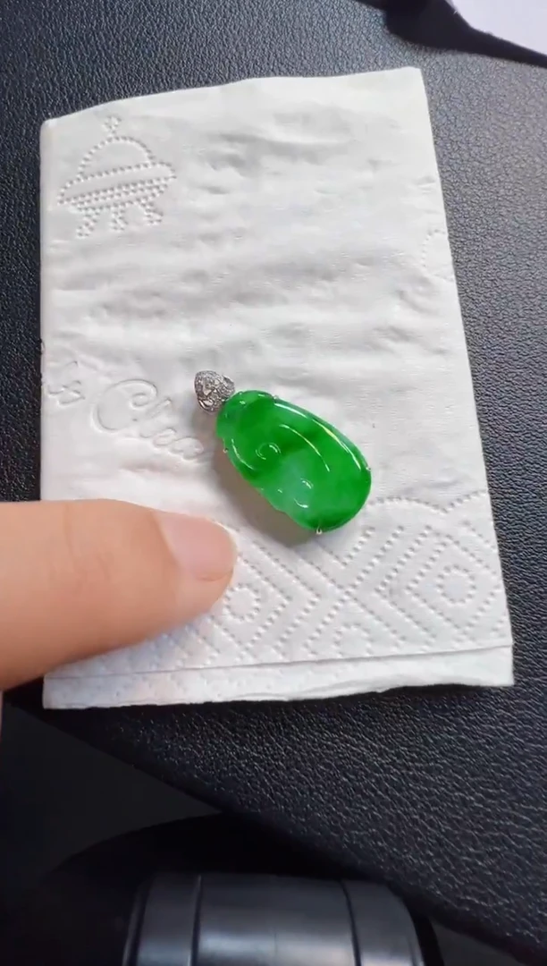 吊坠(不含链)18K金镶嵌翡翠2880