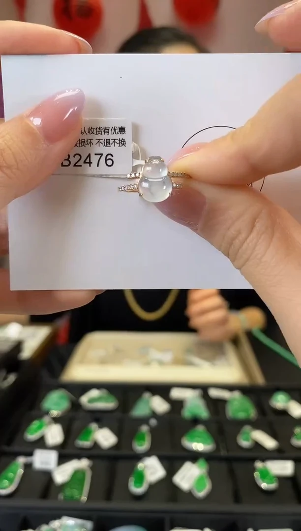 【闪购商品】翡翠戒指18K金镶嵌B2476 葫芦戒指 含运营费