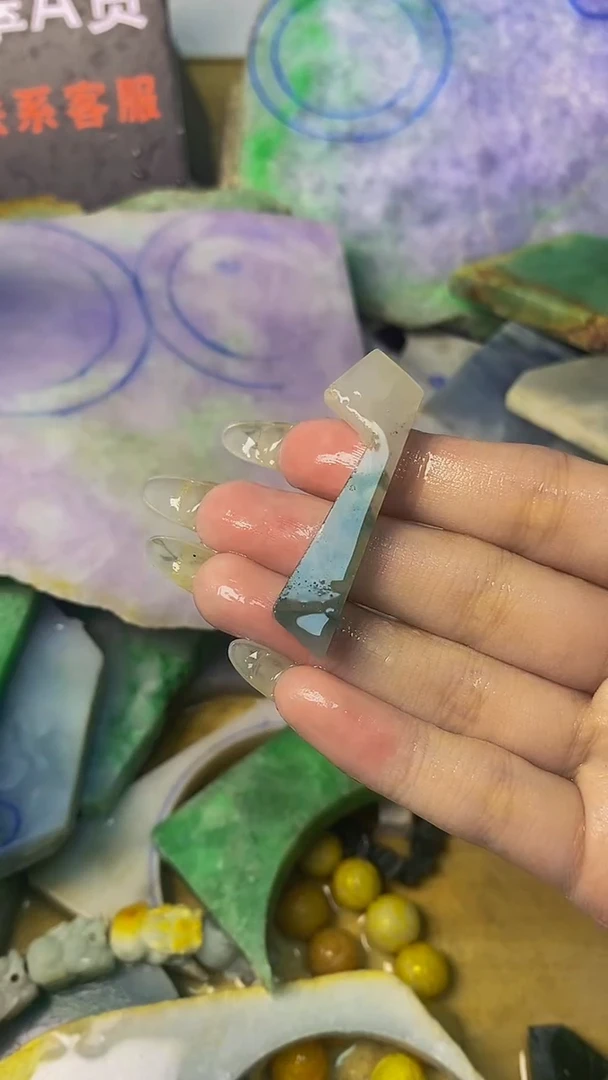 翡翠裸石未镶嵌天然缅甸翡翠A货334