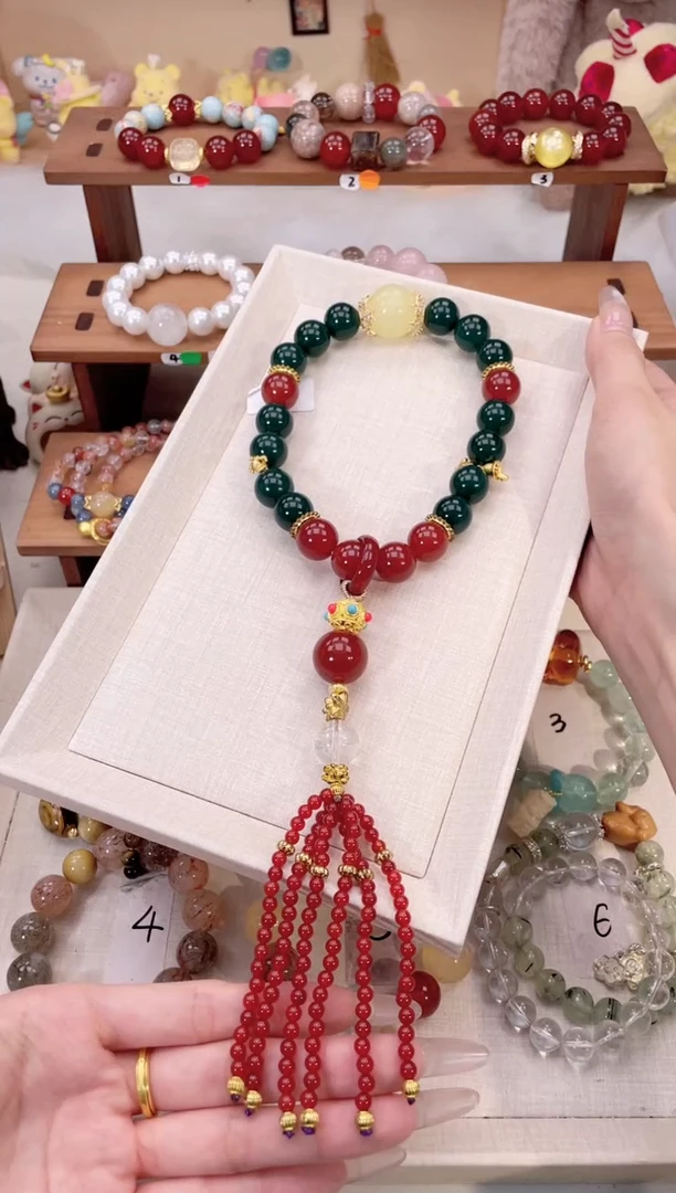 未镶嵌手链水晶爱****奇138