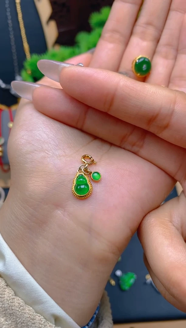 吊坠(不含链)银S925镶嵌翡翠蛋面葫芦万能扣