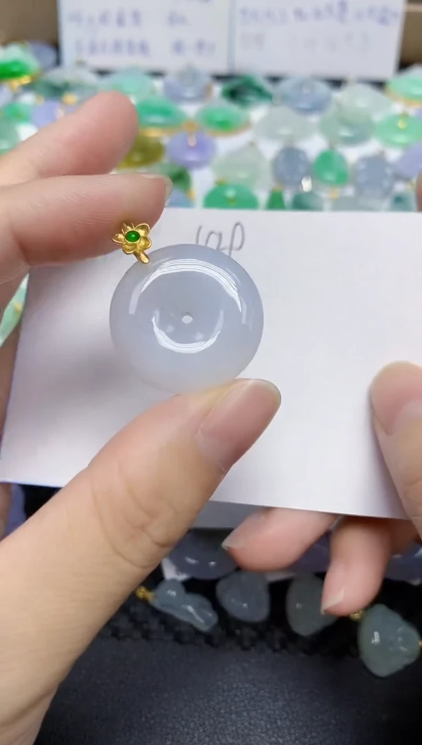 翡翠未镶嵌颈饰天然缅甸翡翠A货