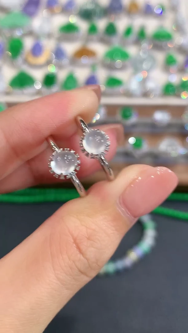 18K金镶嵌戒指翡翠a4多样性一件发货