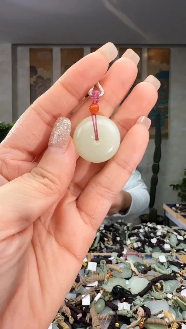 颈饰未镶嵌和田玉拍一发一多样性发货