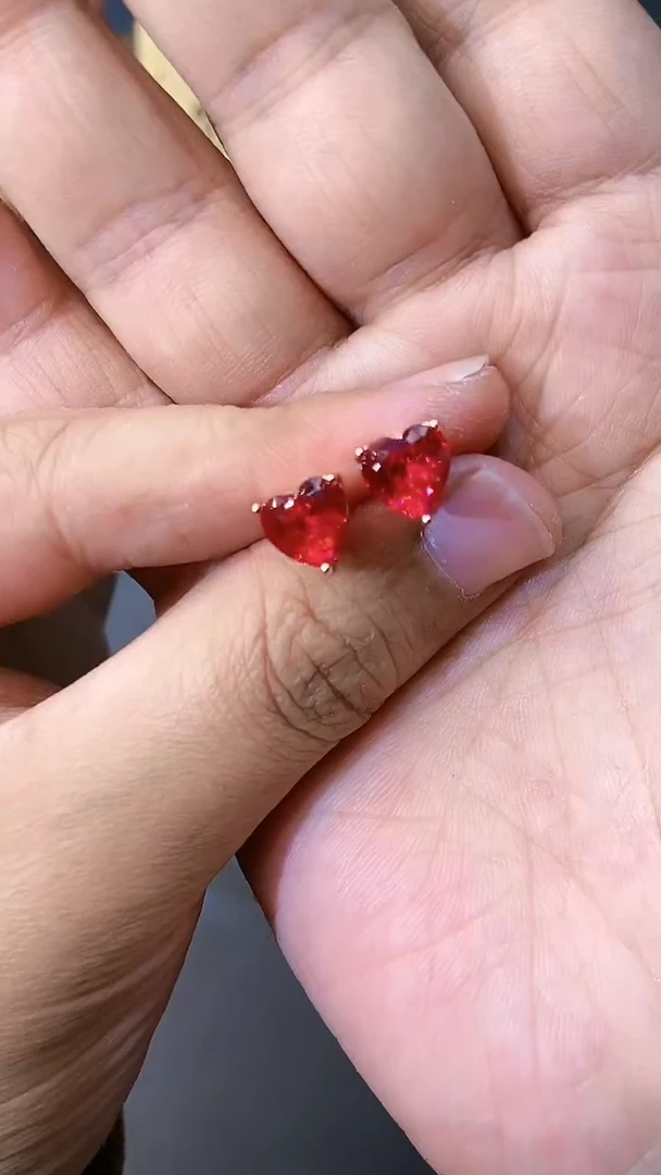 【闪购商品】红宝石耳饰银S925镶嵌561
